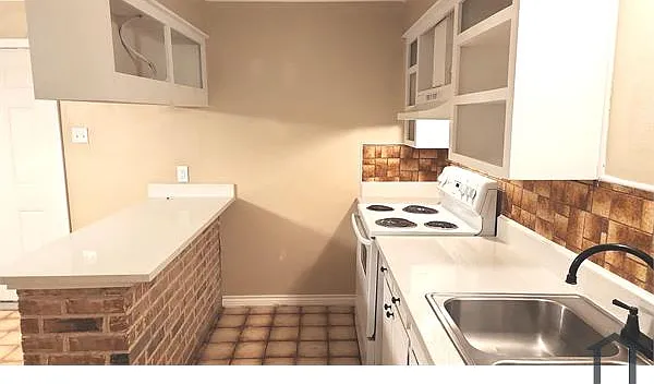 4 bed, 1408 sqft, $1,795 — Photo 2