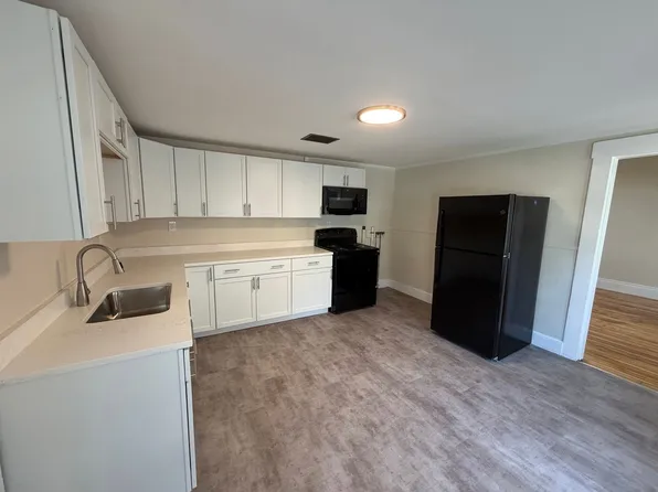 14 West St, Concord, NH 03301