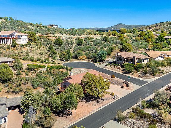 4th image of 623 WILDERNESS Point