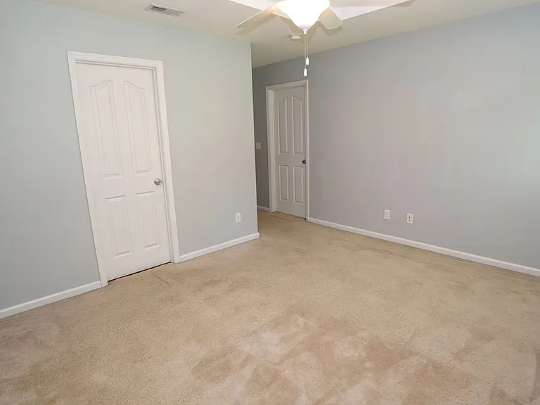 106 Farmgate Dr — Photo 9
