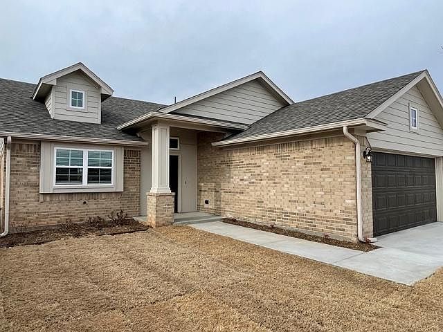 1st image of 2029 Sara Vista Dr