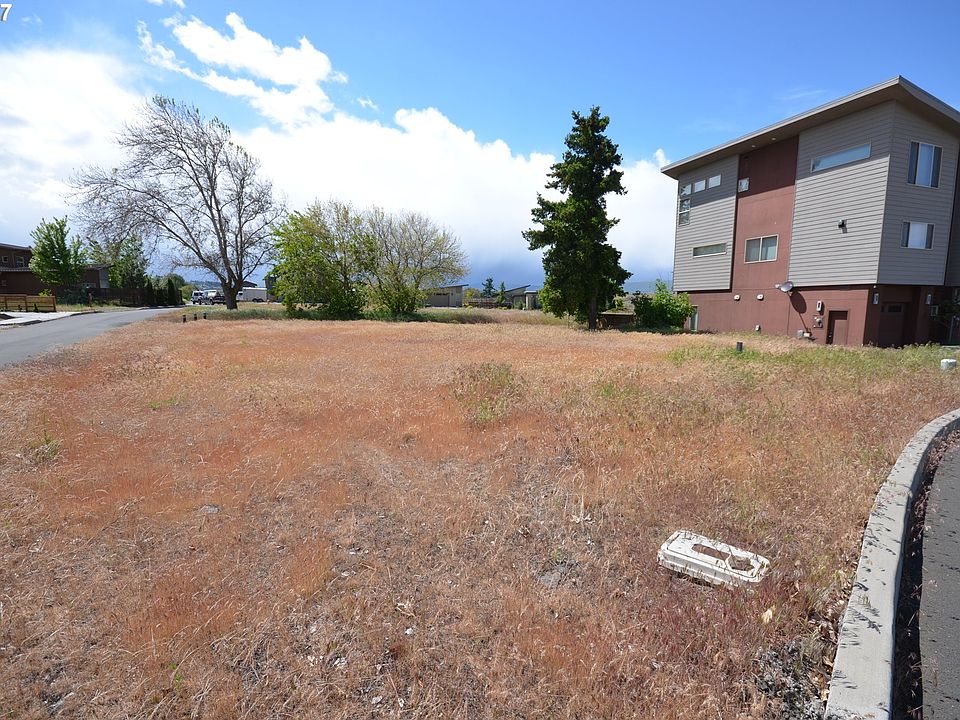 1st image of 193 Eagle Crest Dr