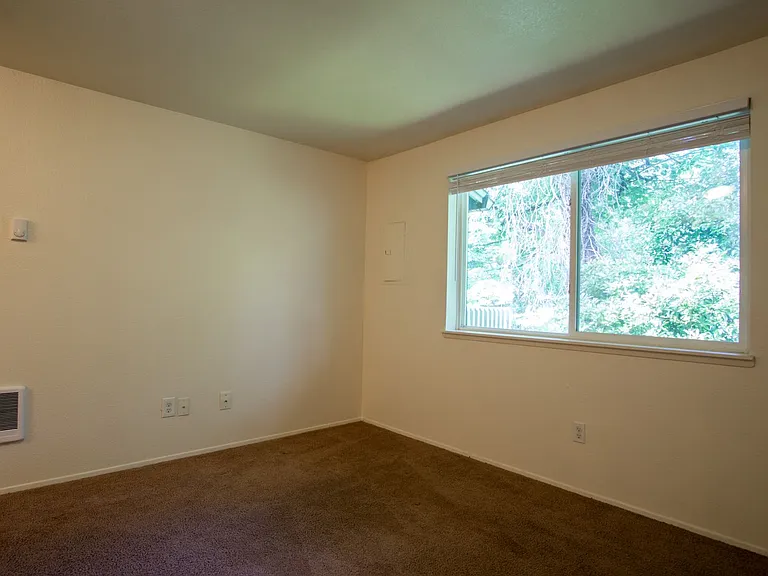 2628 NE Red Sunset Dr — Photo 13