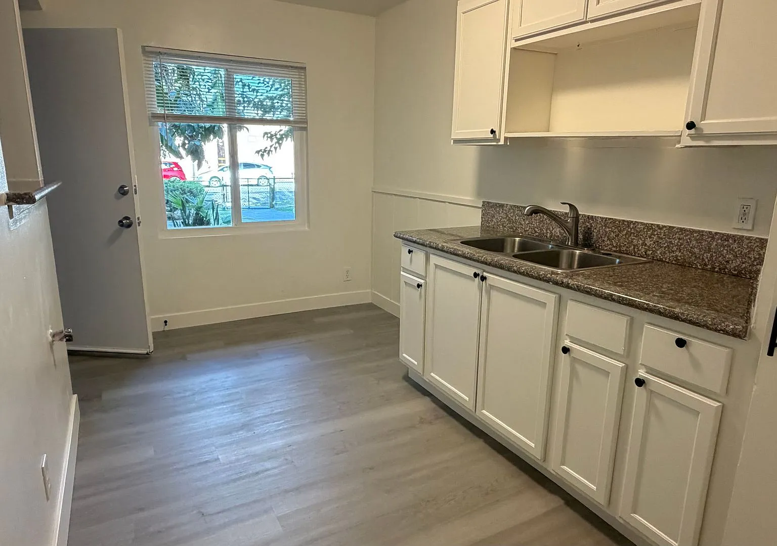 5804 Gage Ave (RR) — Photo 2