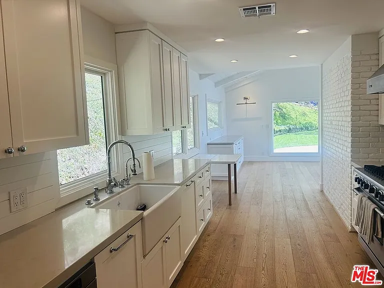 20645 Seaboard Rd — Photo 6