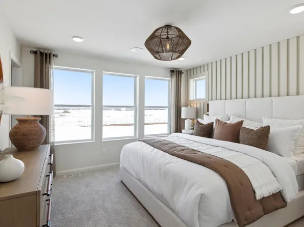 4761 Airlake Dr, Woodbury, MN 55129