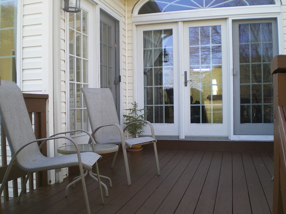 2nd image of 205 Quail Holw