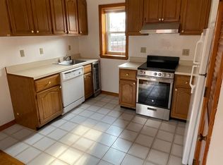 374 North St #5E, Boston, MA 02113