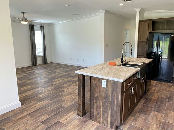 3rd image of 34904 Silver King Dr