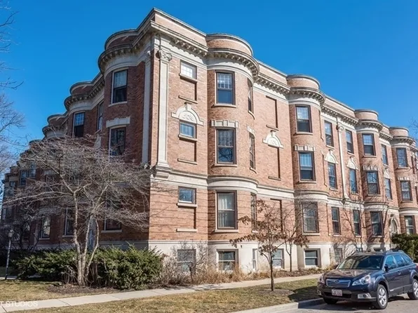 207 Hamilton St APT 1, Evanston, IL 60202