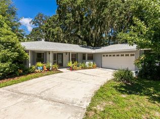 985 Lake Charm Dr, Oviedo, FL 32765