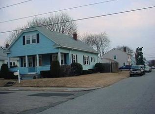 32 Stevens Rd, Cranston, RI 02910