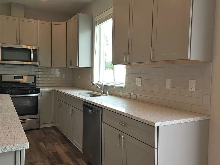 15717 View Dr SE — Photo 16