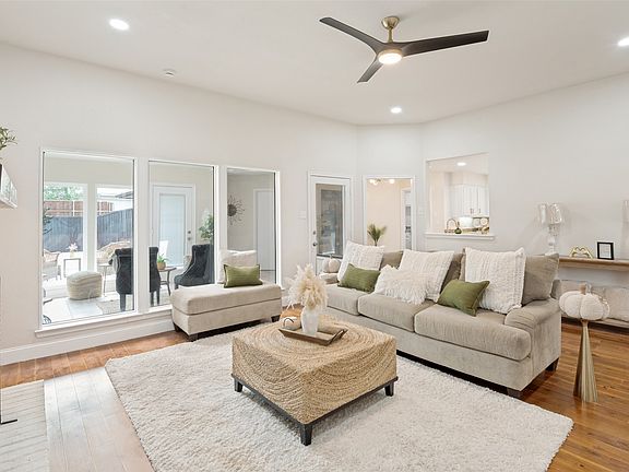 4th image of 2101 Lyon Ct