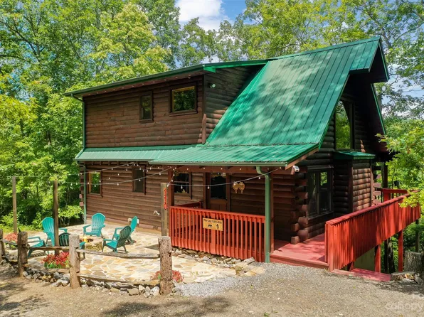 110 Crescent Creek Dr, Sylva, NC 28779
