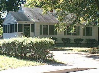 2339 Barringer Dr, Charlotte, NC 28208