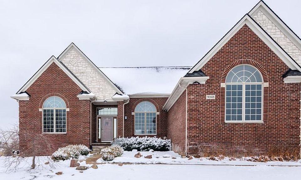 1st image of 9048 Emerson Dr
