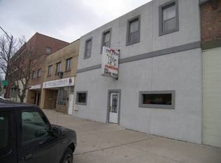 516 1st St, La Salle, IL 61301
