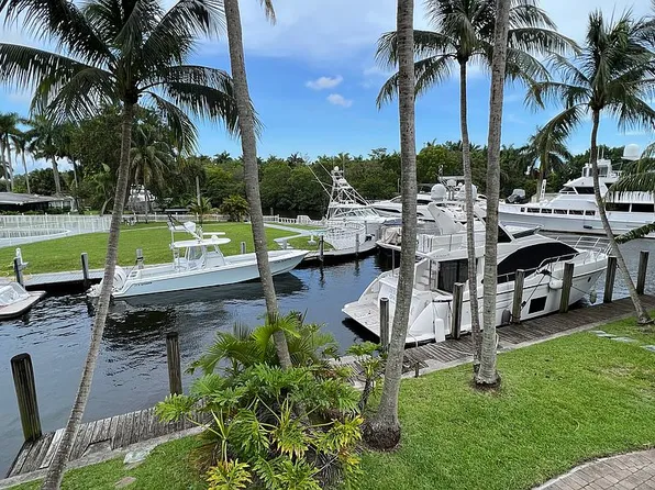2678 Key Largo Ln, Fort Lauderdale, FL 33312