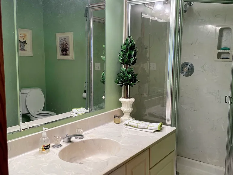 126 Meadowbrook Ln — Photo 15