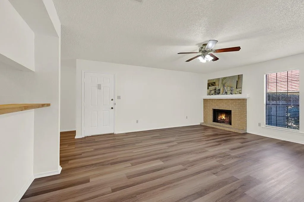 2 bed, 2.0 bath, 1036 sqft, $1,250 — Photo 4