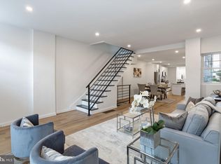1822 S 5th St, Philadelphia, PA