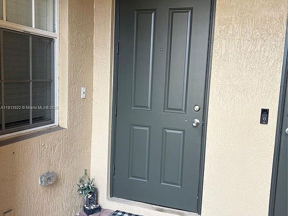 5th image of 5807 Hampton Hills Blvd #5807