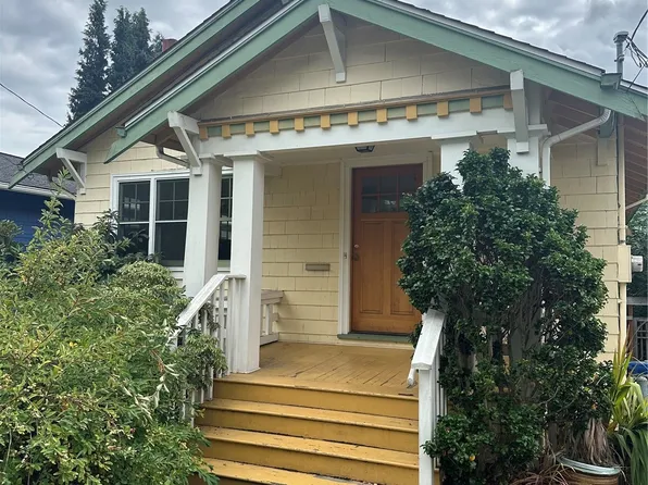 1213 N Allen Place, Seattle, WA 98103