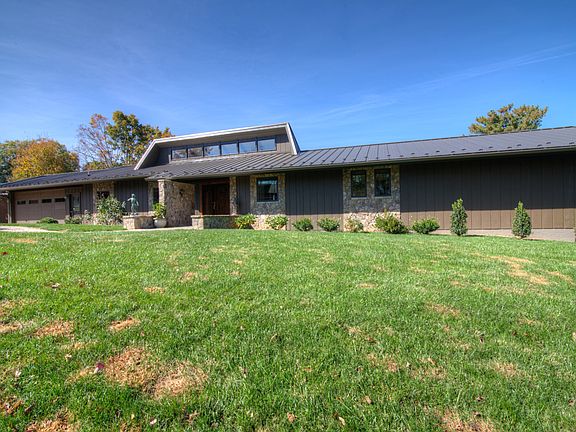 2nd image of 117 Crestview Dr