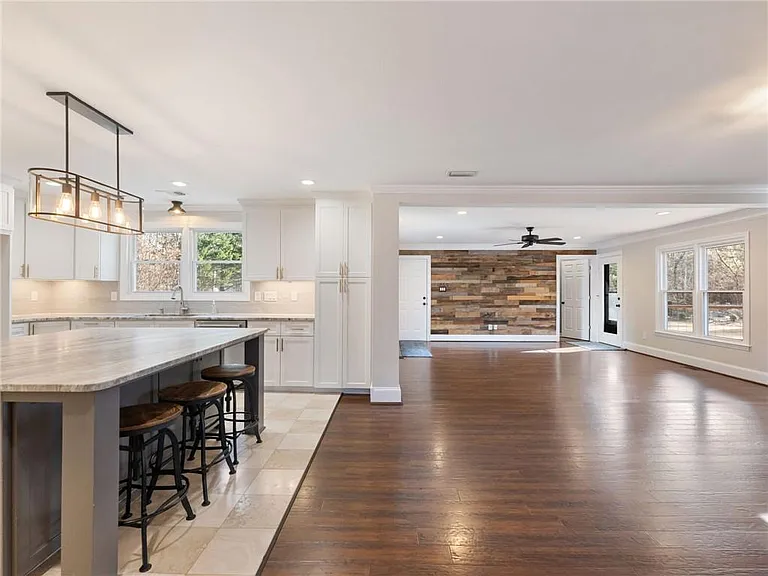 3965 Hamilton View Way — Photo 11