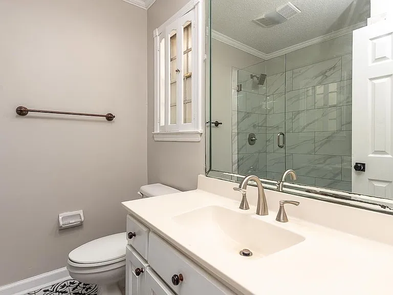 1539 Brookside Dr — Photo 8