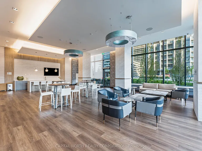 9000 Jane St #2022 — Photo 15