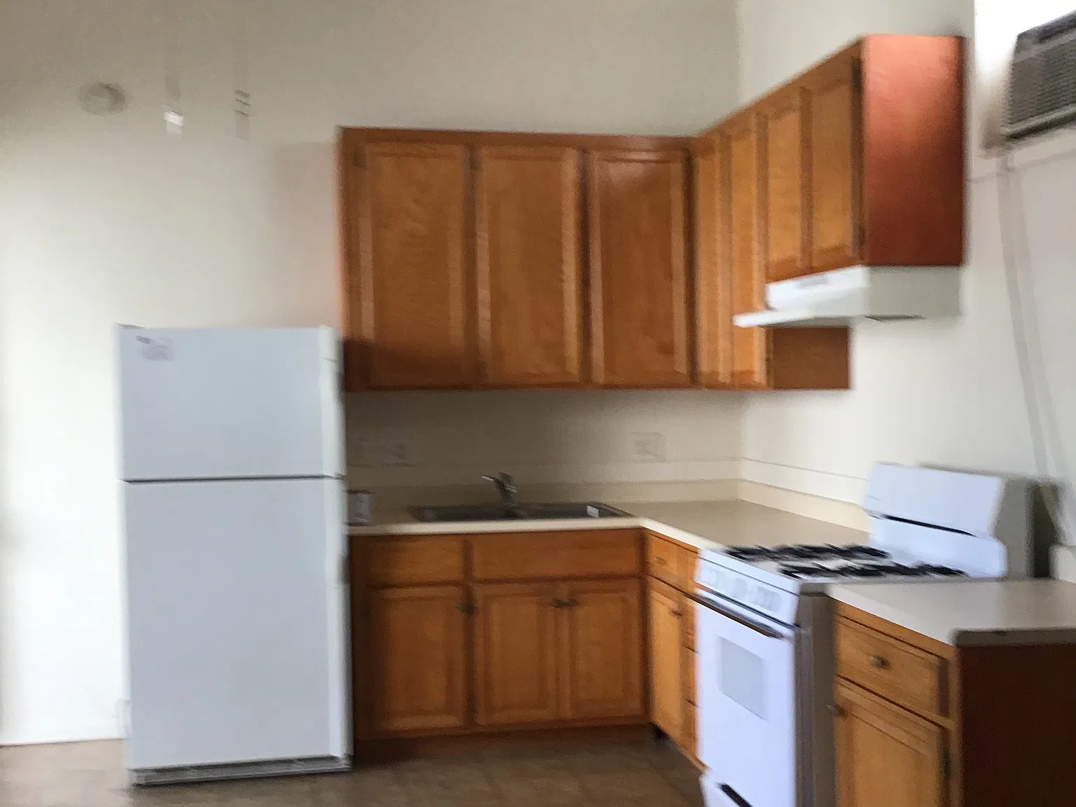 Studio, 680 sqft, $1,195 — Photo 2