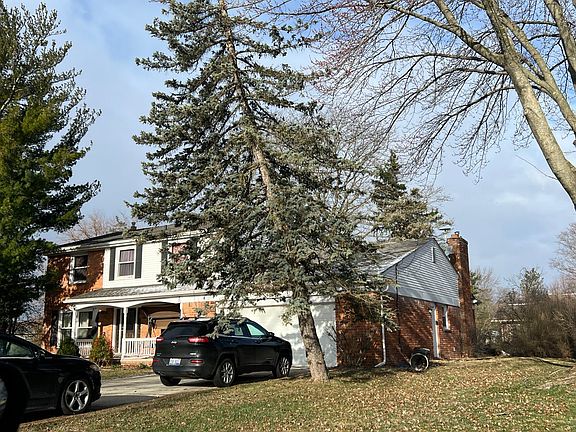 2nd image of 25633 Branchaster Rd