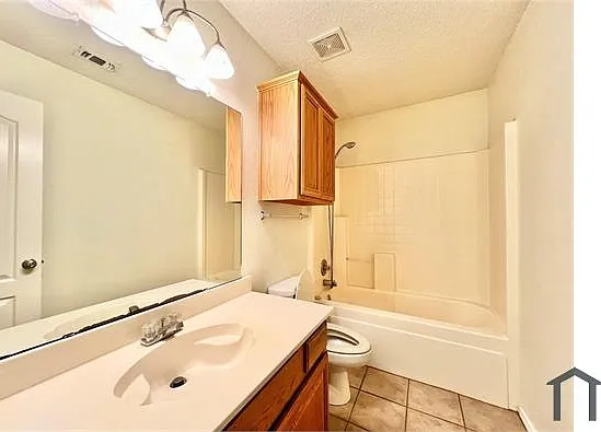 2210 Green Mere Dr — Photo 18