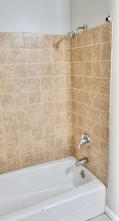 2nd image of 147 Dwight St #2A