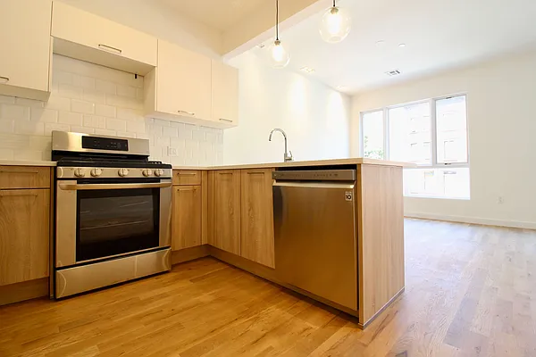 Rented by Superior Homes | media 9