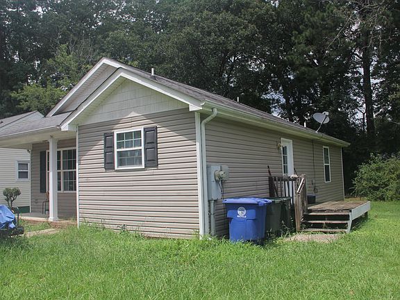 4th image of 4721 Montview Dr