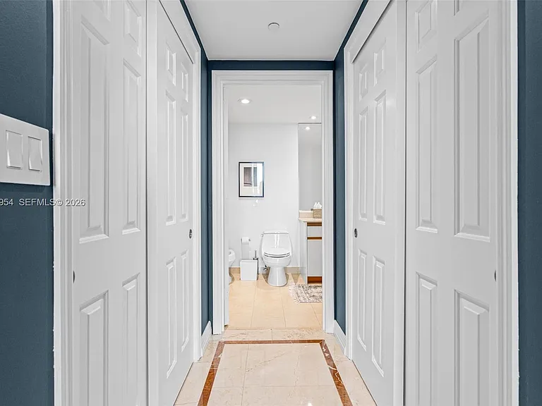 1643 Brickell Ave #2805 — Photo 32