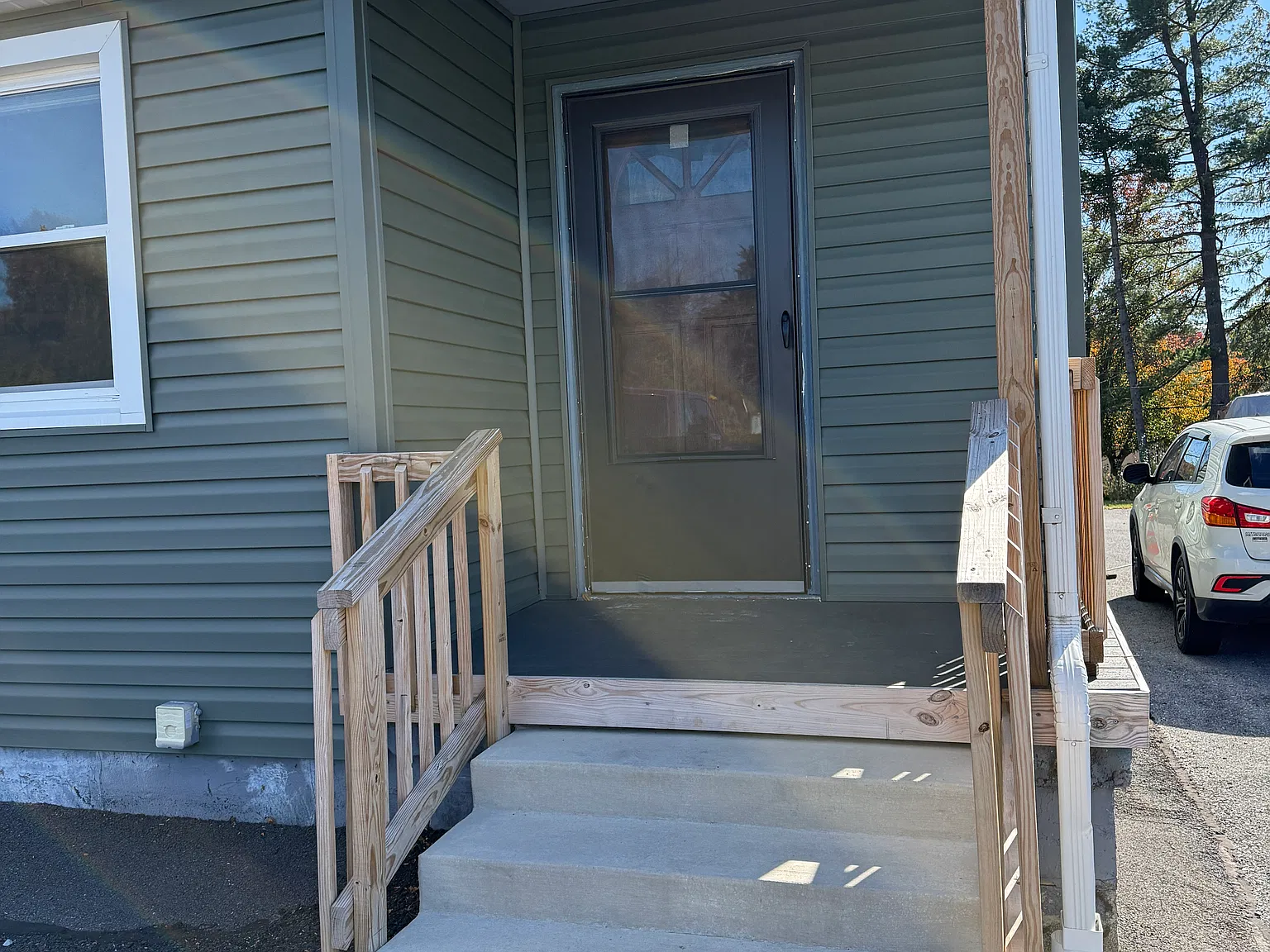 2 bed, $1,000 — Photo 1