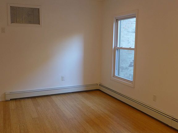 5th image of 304 12th St APT 1