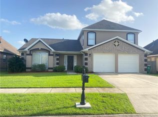 2591 Sandpiper Cir, Marrero, LA 70072