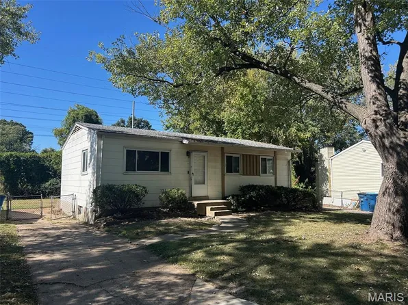 1239 Congress Ave, Saint Louis, MO 63138
