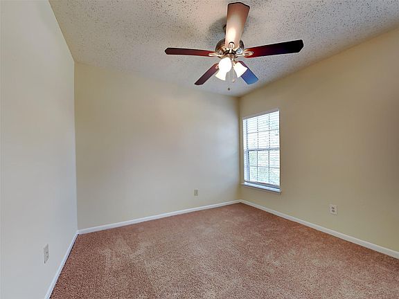4th image of 13322 Somersworth Dr