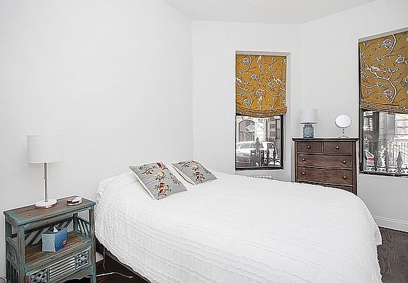 4th image of 321 W 94th St APT 1W