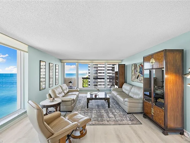 4001 Gulf Shore Blvd N #1106 — Photo 8