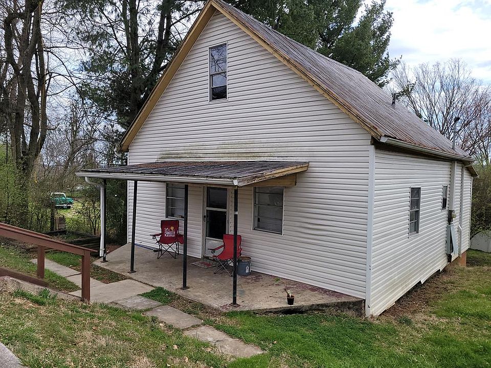 1st image of 411 W 7th North St