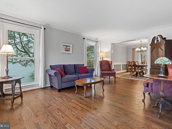 4th image of 1449 Powells Tavern Pl