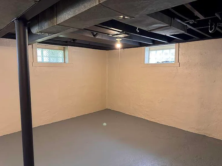 14754 Lydia Ave — Photo 18