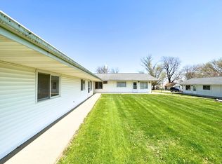 104 1st St #1, Onslow, IA 52321